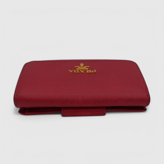 Prada-Saffiano-Leather-Bi-Fold-Wallet-19