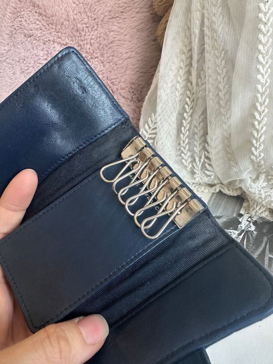 Vintage Rank A CHANEL Navy Lamb Key Holder Phw