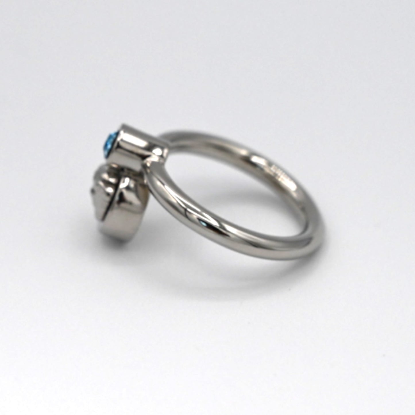 Veresace Crystal Stone Silver Ring