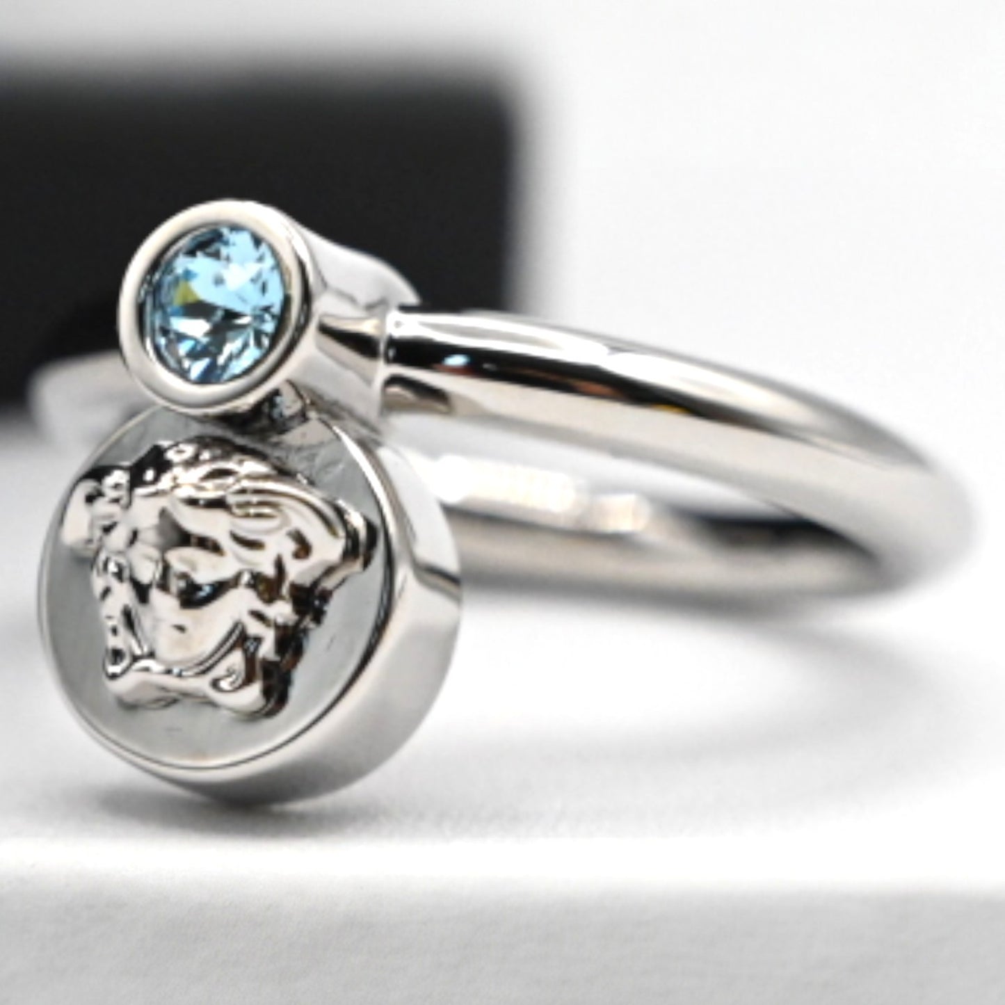 Veresace Crystal Stone Silver Ring