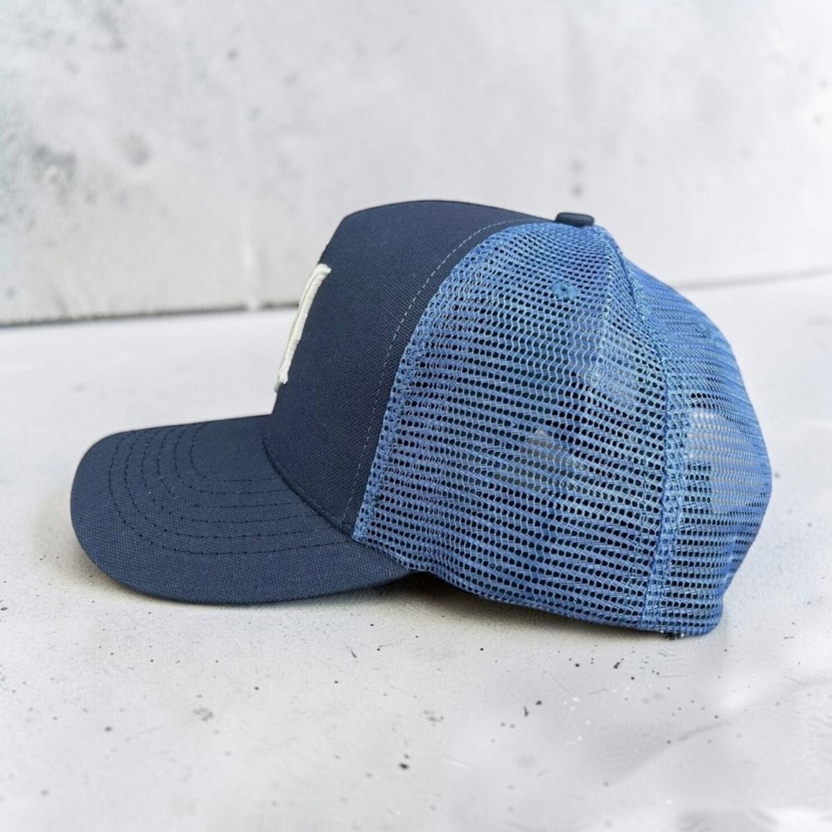 AMIRI-MA-Logo-Trucker-Hat-BASEBALL-CAP-013
