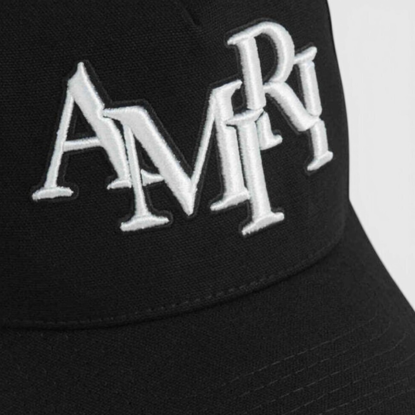 AMIRI-Staggered-Logo-Canvas-Baseball-Capo-03