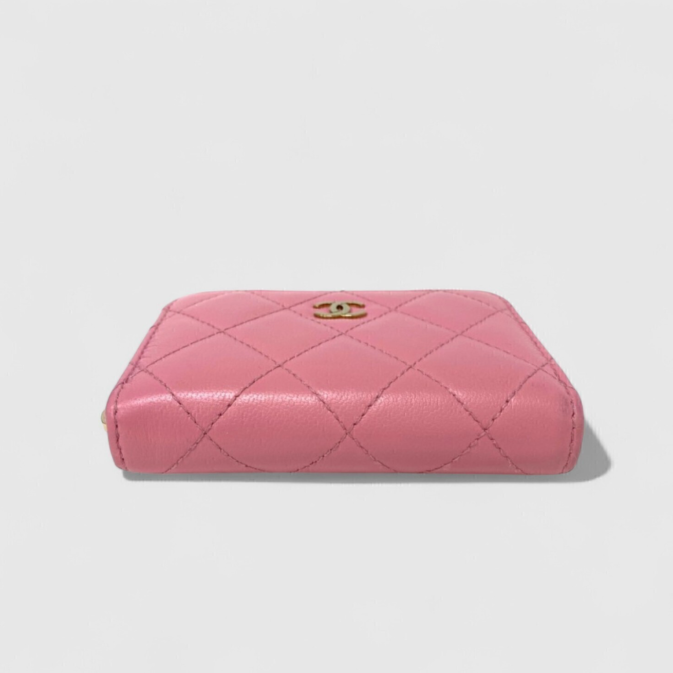 Chanel-Zipped-Card-Case-04