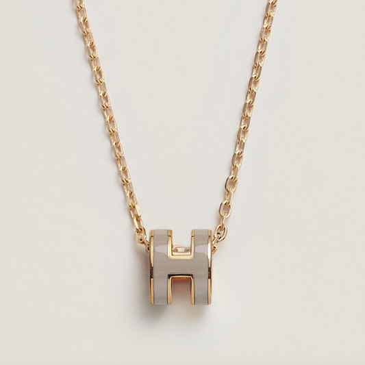 HERMES-Mini-Pop-H-Pendant-02