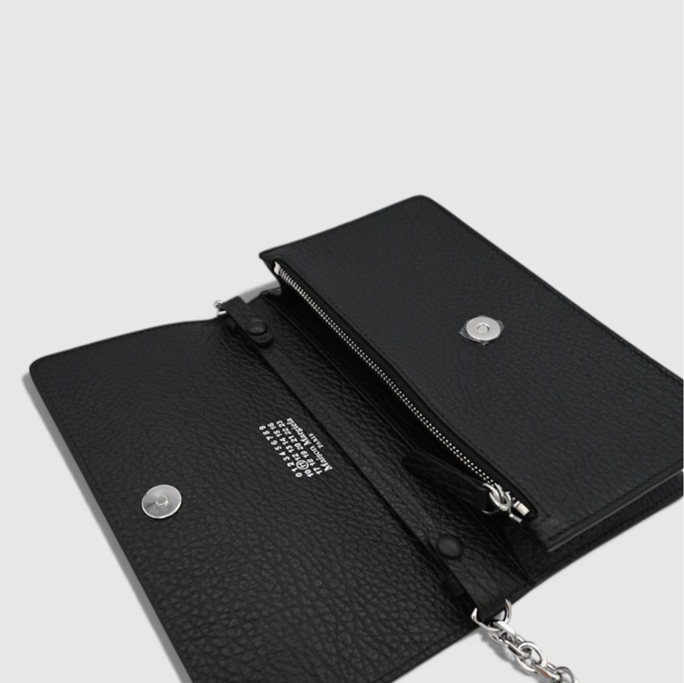 MAISON-MARGIELA-11-Chain-Wallet-11