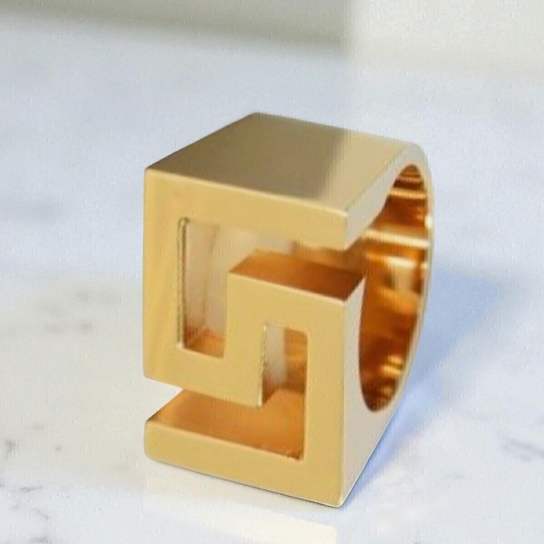 VERSACE-Big-Greca-Ring-04