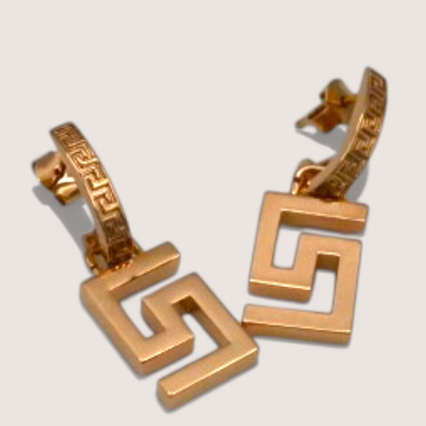 Versace-Greca-Earrings-Gold-06