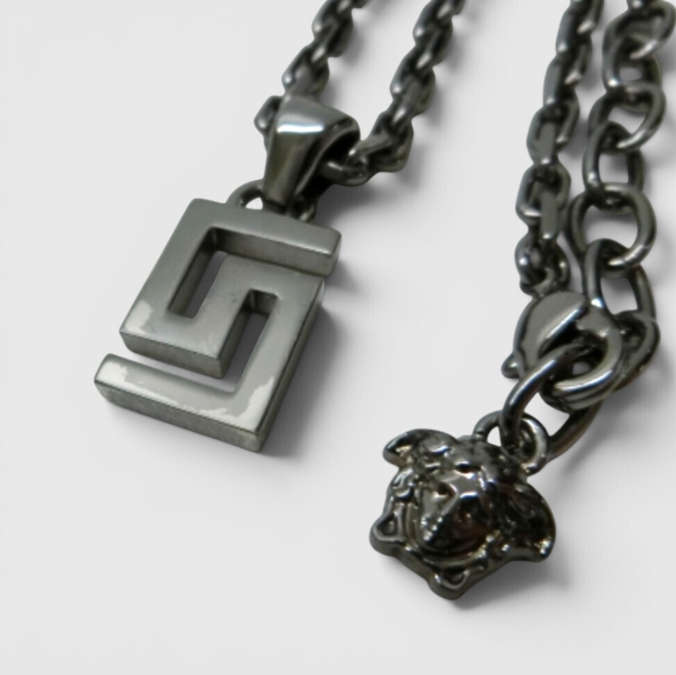 Versace-Greca-Necklace-Silver-0114