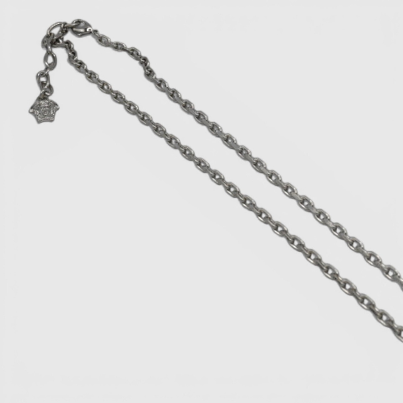 Versace-Greca-Necklace-Silver-012