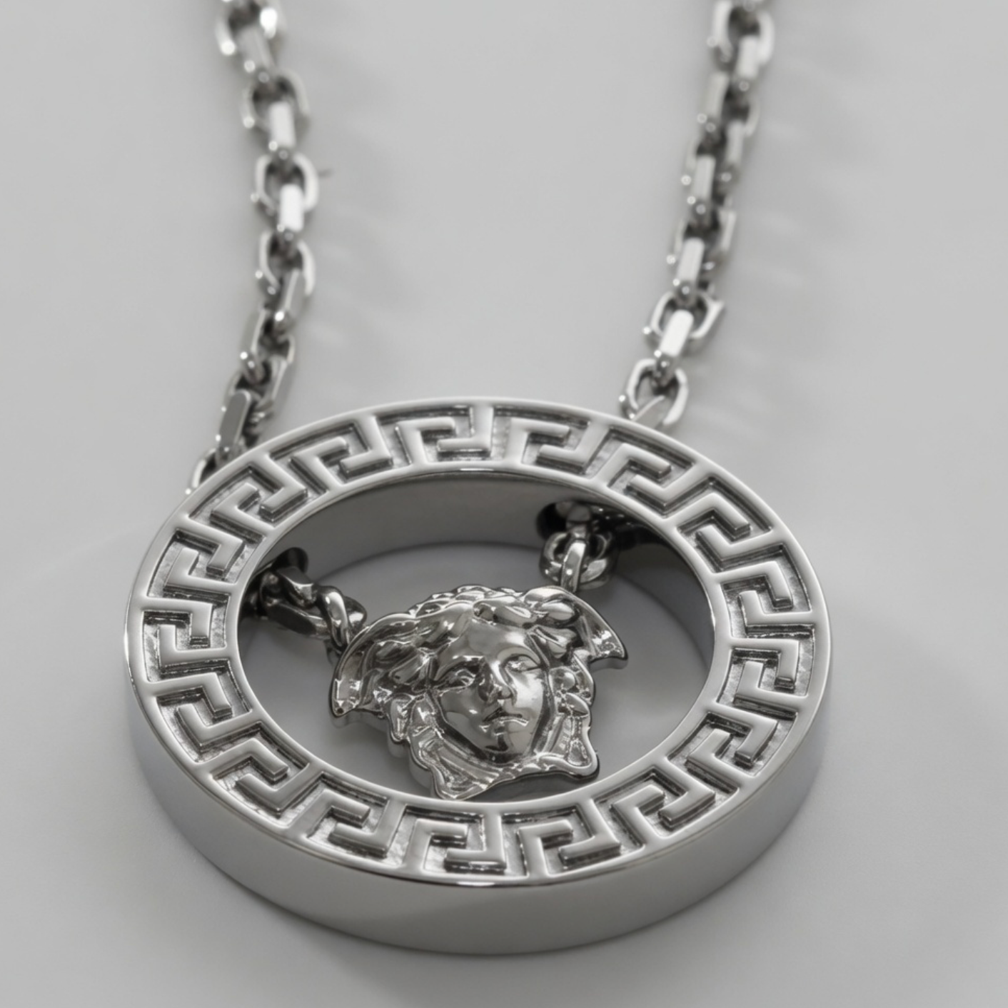 Versace-Greca-Necklace-Silver-03