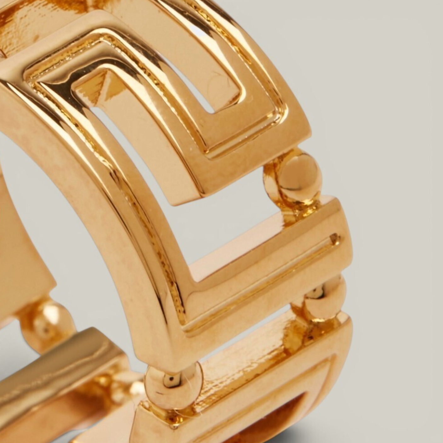 Versace-Greca-Ring-Gold-002