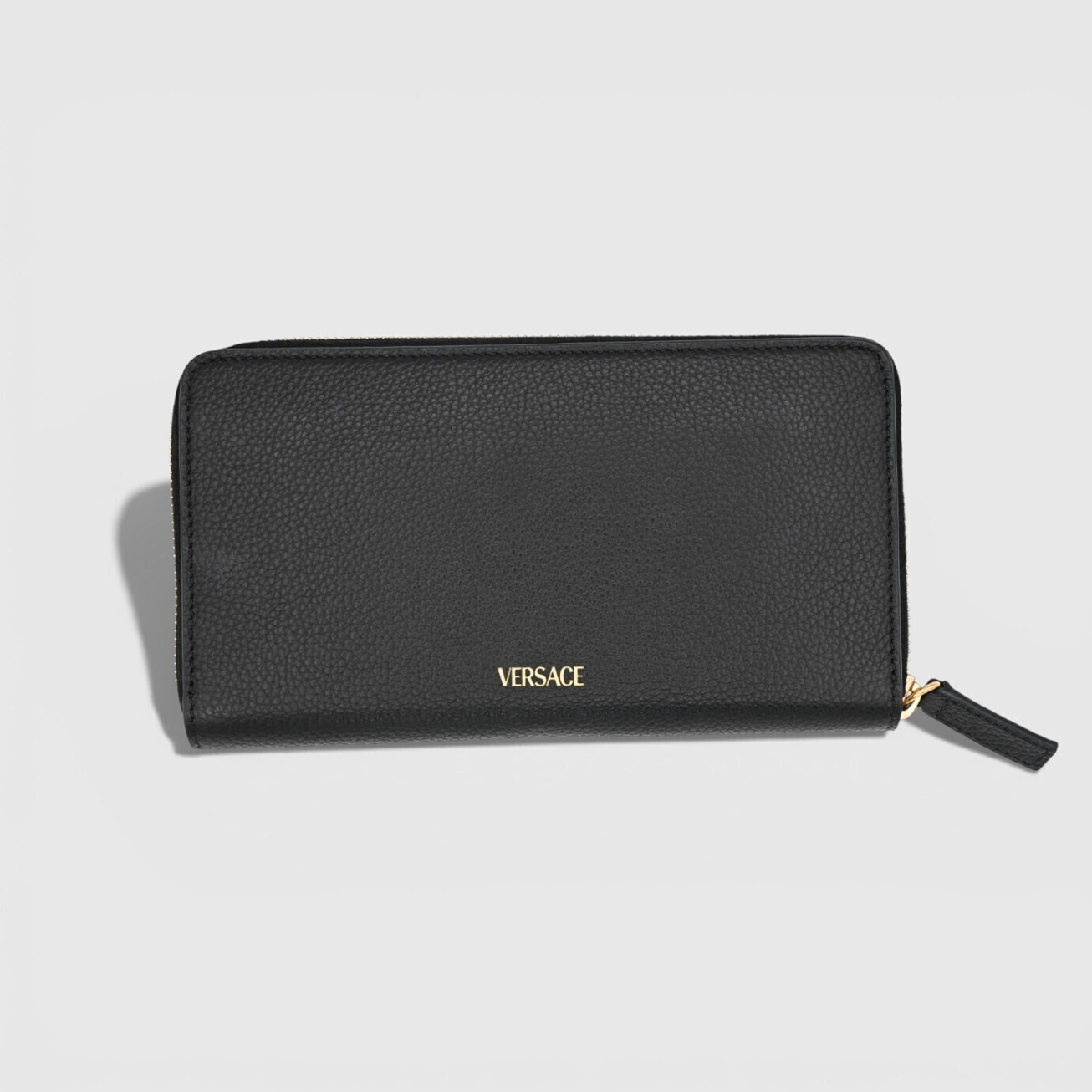 Versace-LetterV-Zip-Around-Long-Wallet-03