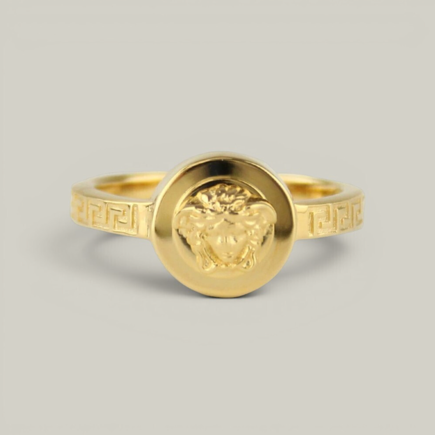 Versace-Medusa-Greca-Ring-Gold-01