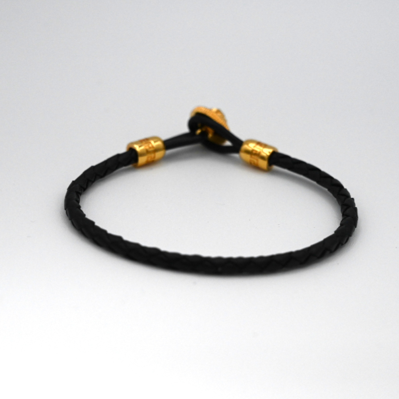 Versace-Medusa-Leather-Bracelet-03