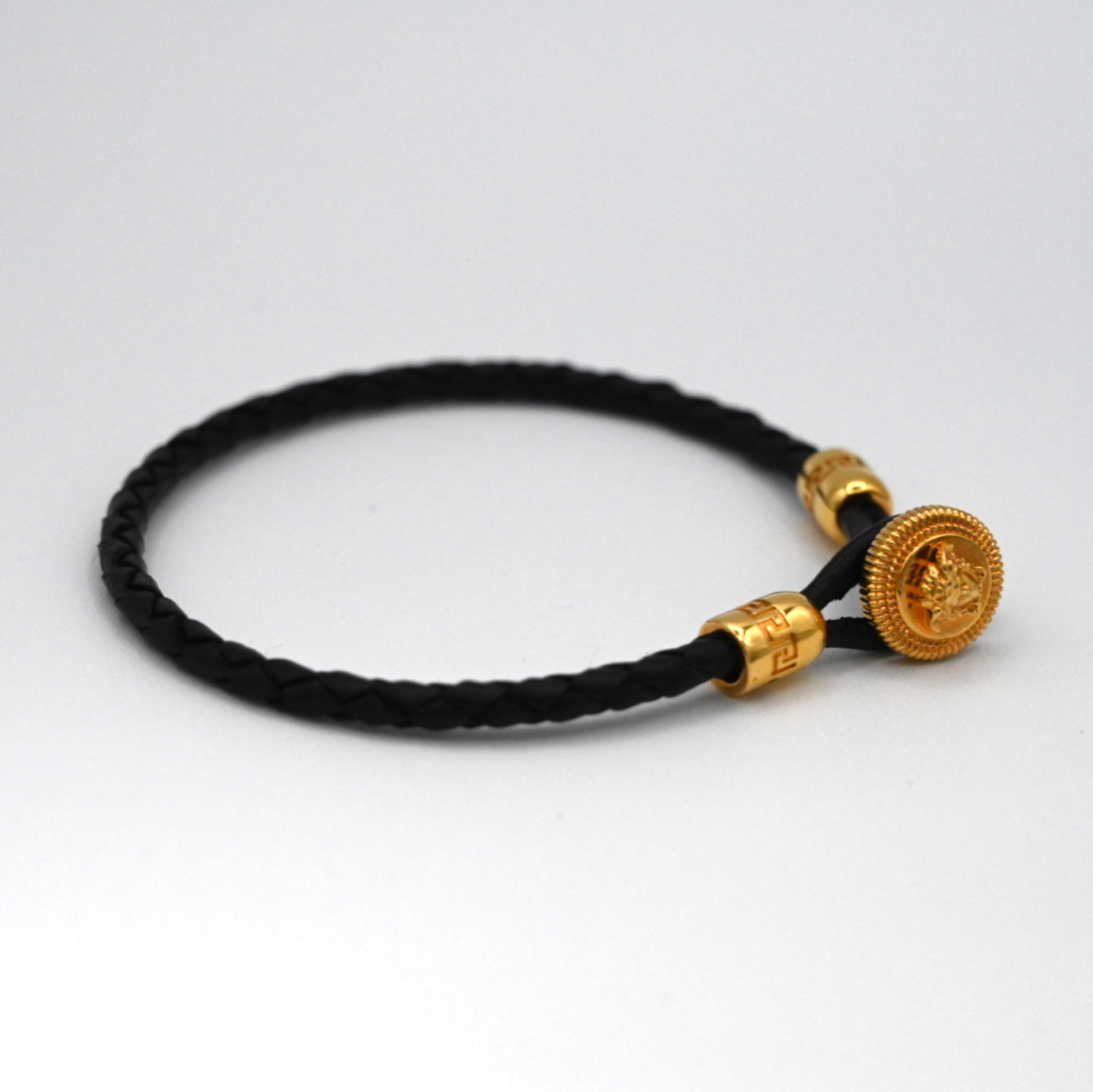 Versace-Medusa-Leather-Bracelet-04