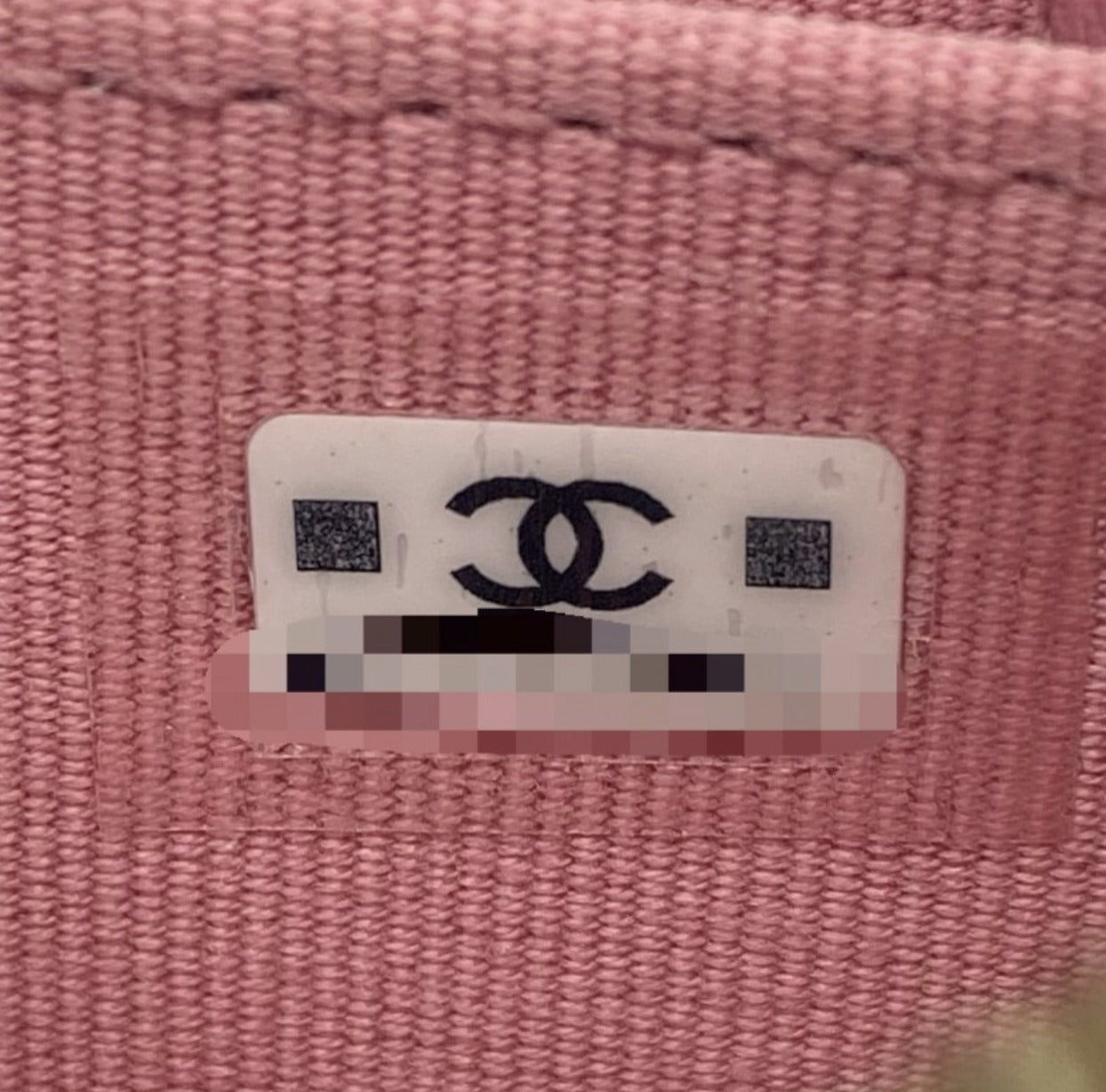 Vintage CHANEL Lambskin Zip Card Case Rank A