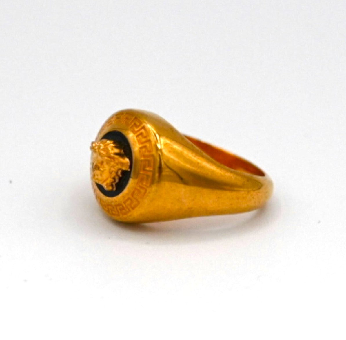Veresace Ring Gold Medusa