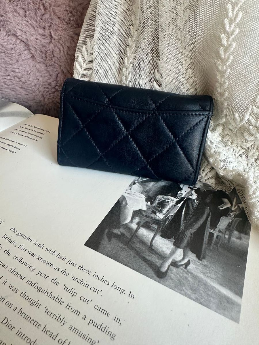 Vintage Rank A CHANEL Navy Lamb Key Holder Phw
