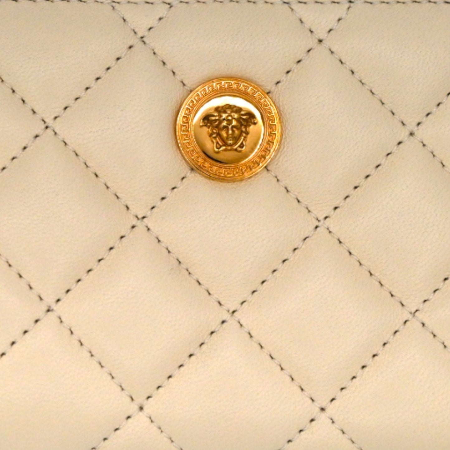 Veresace Bifold Wallet Quilted